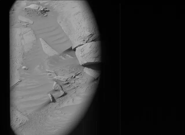 Sol 4389: Mast Camera (Mastcam)