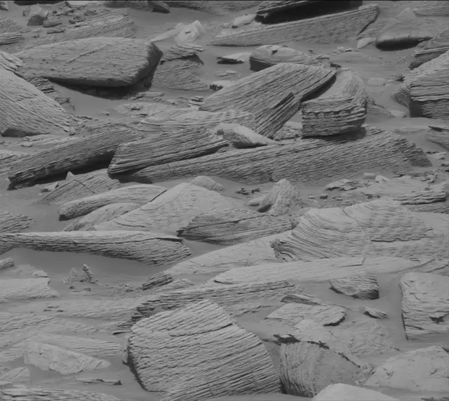 Sol 4389: Mast Camera (Mastcam)
