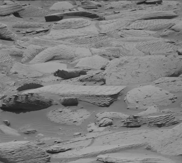 Sol 4389: Mast Camera (Mastcam)