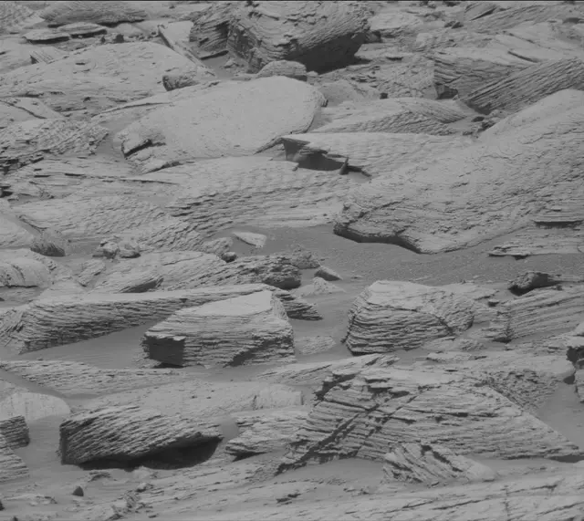 Sol 4389: Mast Camera (Mastcam)