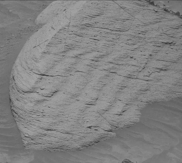 Sol 4389: Mast Camera (Mastcam)