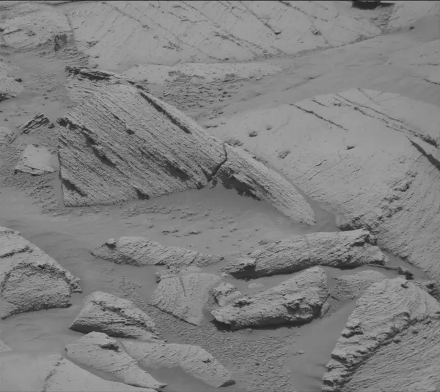 Sol 4389: Mast Camera (Mastcam)
