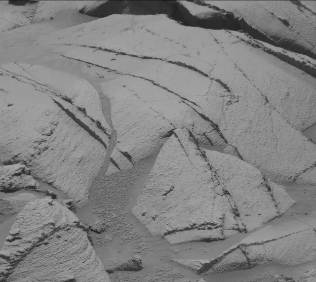 Sol 4389: Mast Camera (Mastcam)