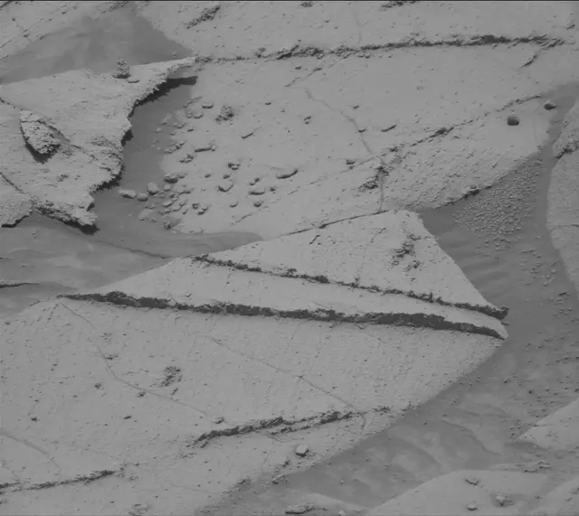 Sol 4389: Mast Camera (Mastcam)