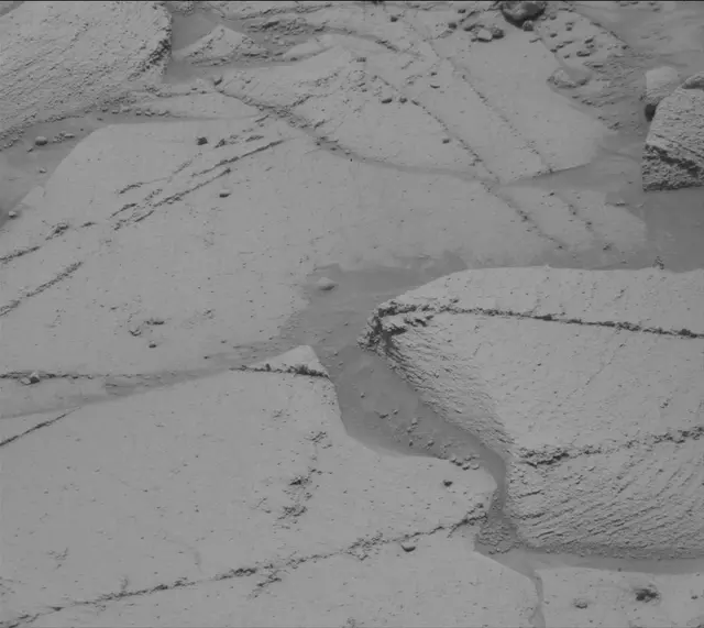 Sol 4389: Mast Camera (Mastcam)
