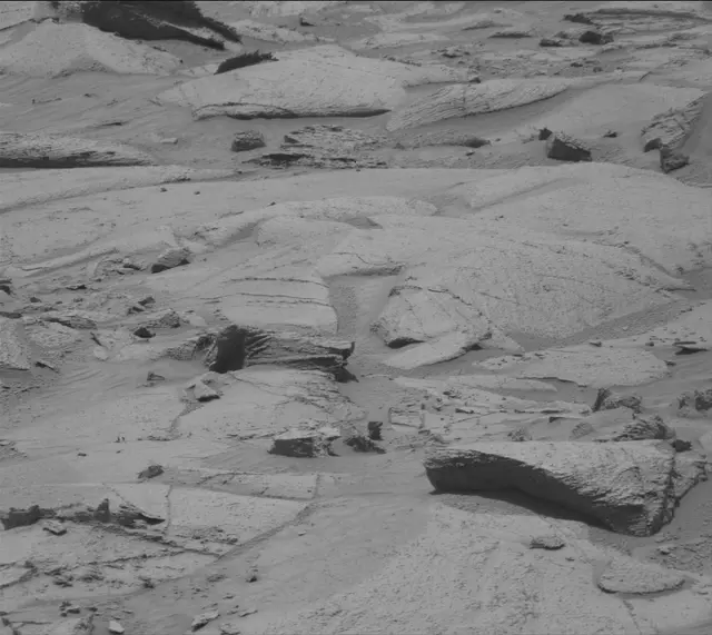 Sol 4389: Mast Camera (Mastcam)