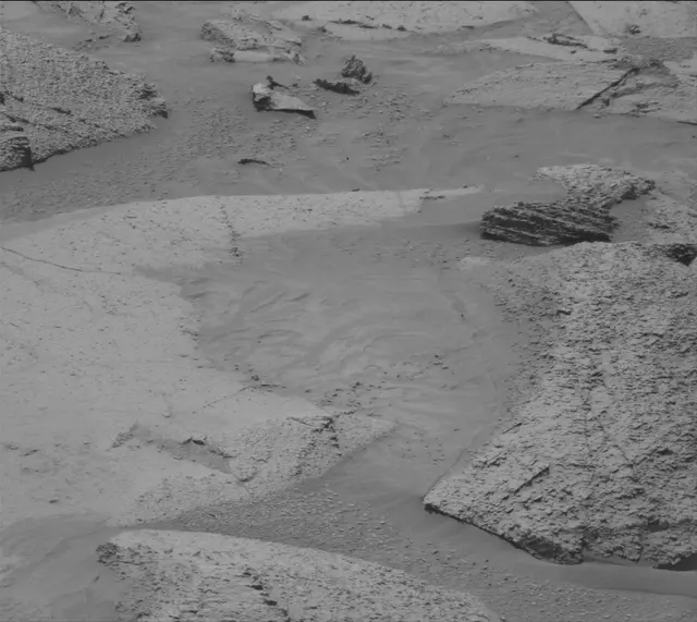 Sol 4389: Mast Camera (Mastcam)