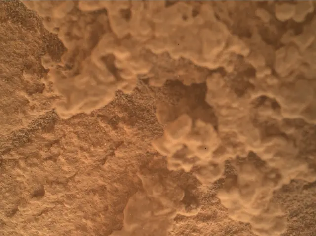Sol 4389: Mars Hand Lens Imager (MAHLI)