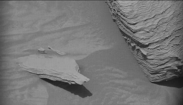 Sol 4391: Mast Camera (Mastcam)
