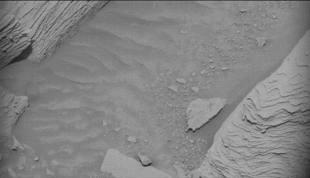 Sol 4391: Mast Camera (Mastcam)