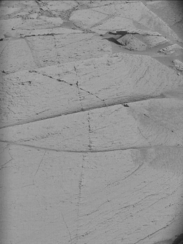 Sol 4391: Mast Camera (Mastcam)