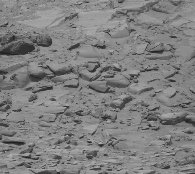 Sol 4391: Mast Camera (Mastcam)