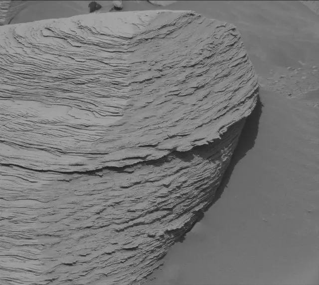 Sol 4391: Mast Camera (Mastcam)