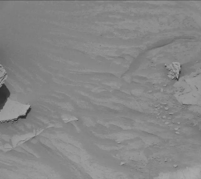 Sol 4391: Mast Camera (Mastcam)