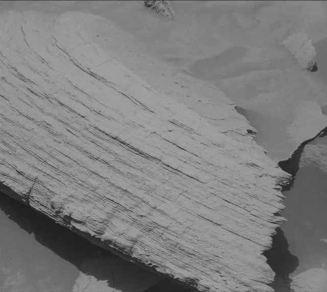 Sol 4391: Mast Camera (Mastcam)