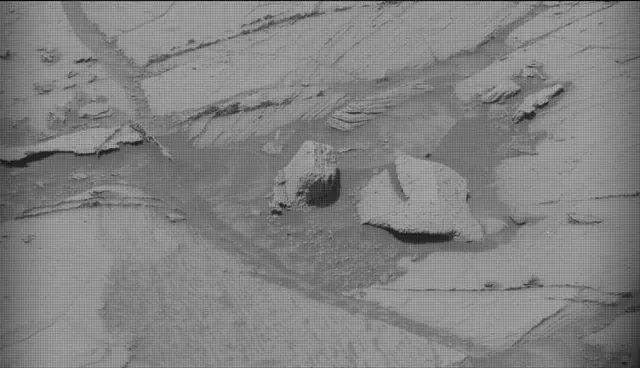 Sol 4393: Mast Camera (Mastcam)