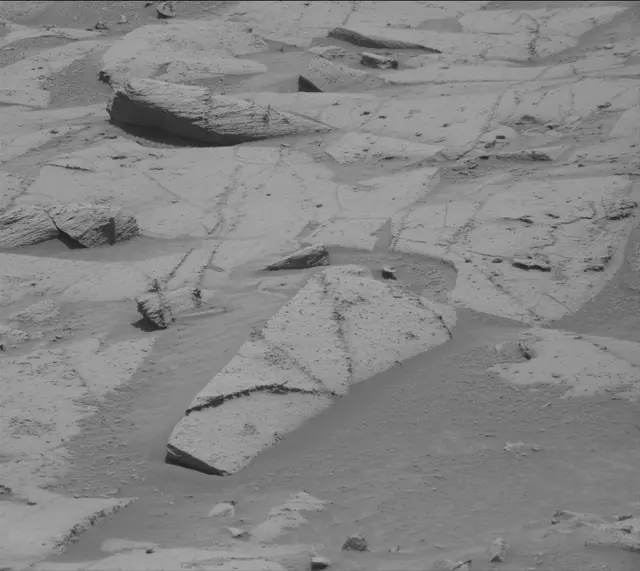 Sol 4393: Mast Camera (Mastcam)
