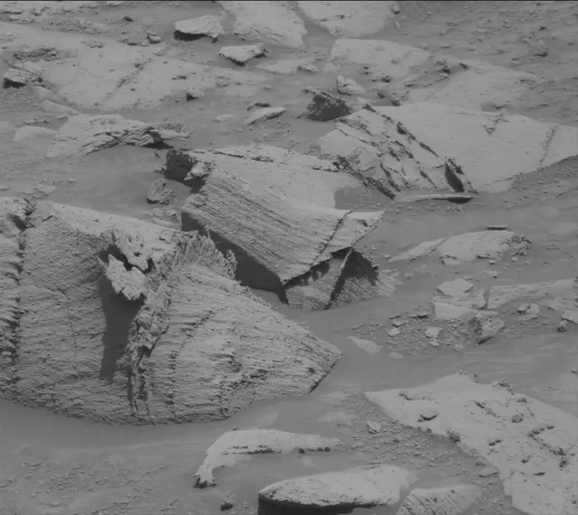Sol 4393: Mast Camera (Mastcam)