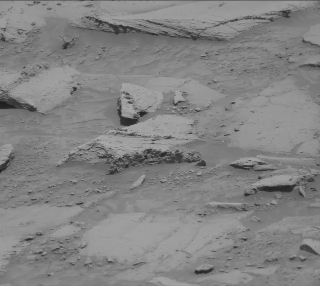 Sol 4393: Mast Camera (Mastcam)
