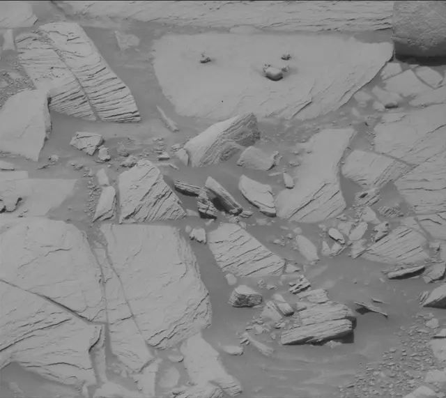 Sol 4393: Mast Camera (Mastcam)