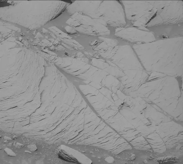 Sol 4393: Mast Camera (Mastcam)