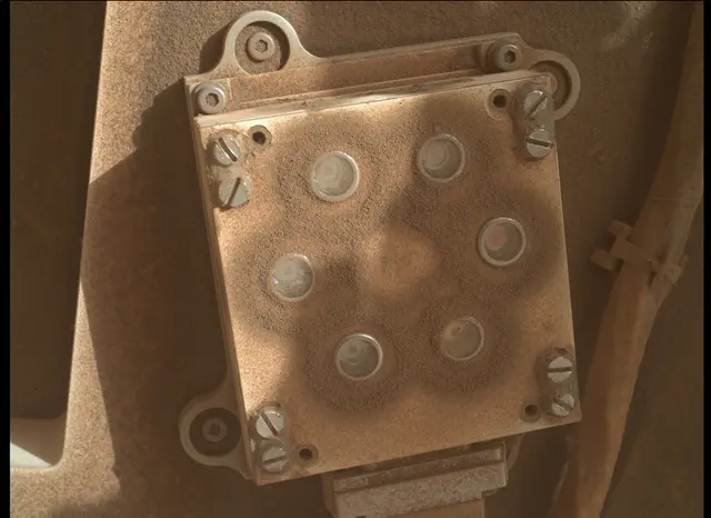 Sol 4393: Mars Hand Lens Imager (MAHLI)