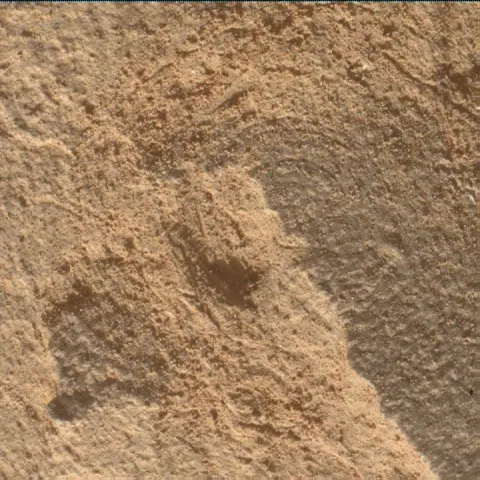 Sol 4393: Mars Hand Lens Imager (MAHLI)