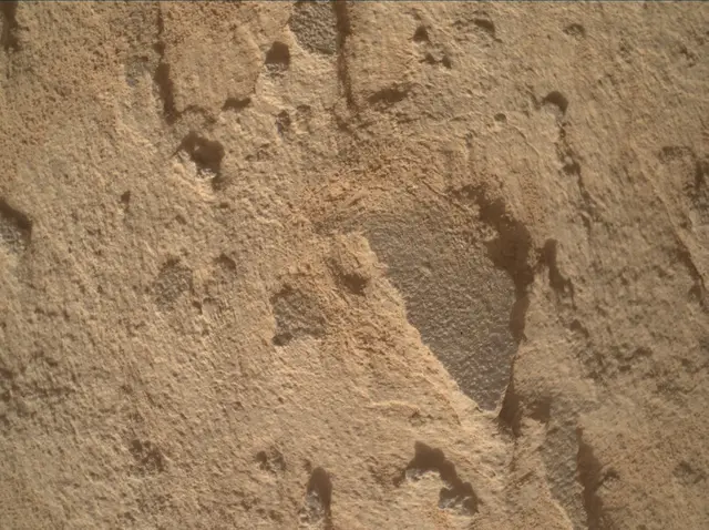 Sol 4393: Mars Hand Lens Imager (MAHLI)