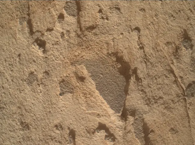 Sol 4393: Mars Hand Lens Imager (MAHLI)