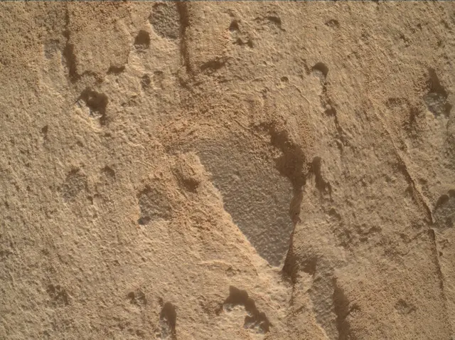 Sol 4393: Mars Hand Lens Imager (MAHLI)