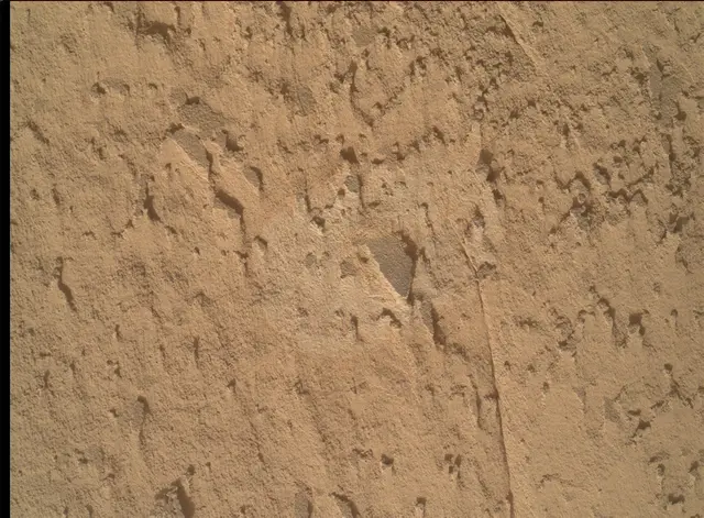 Sol 4393: Mars Hand Lens Imager (MAHLI)