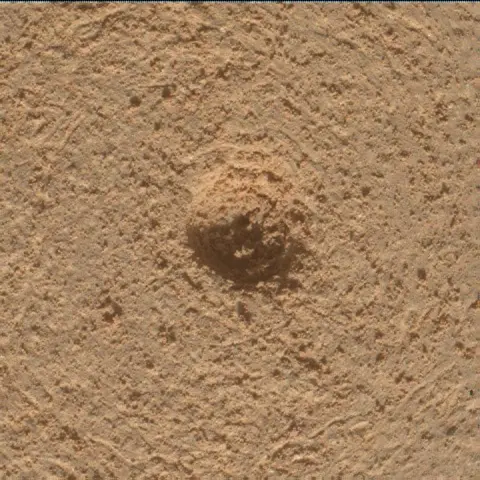 Sol 4393: Mars Hand Lens Imager (MAHLI)