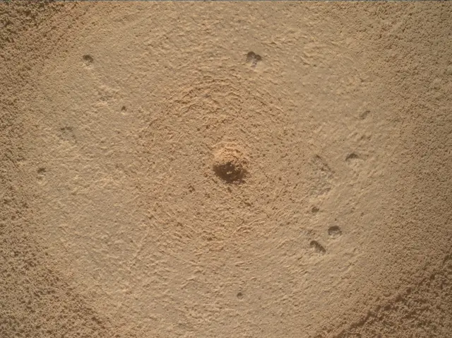 Sol 4393: Mars Hand Lens Imager (MAHLI)