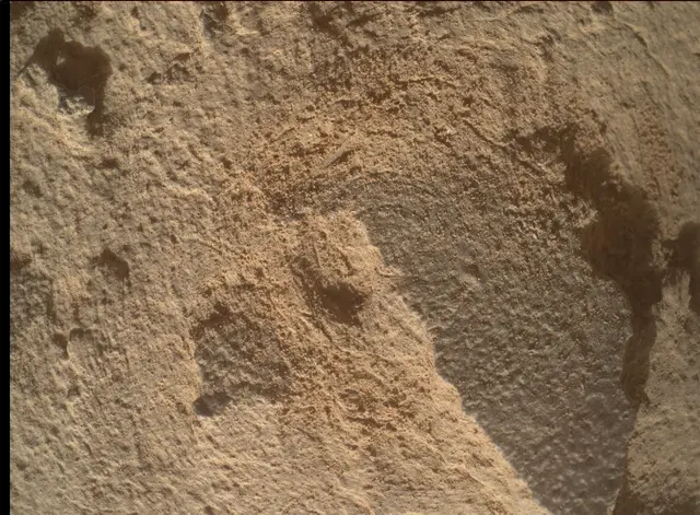 Sol 4393: Mars Hand Lens Imager (MAHLI)