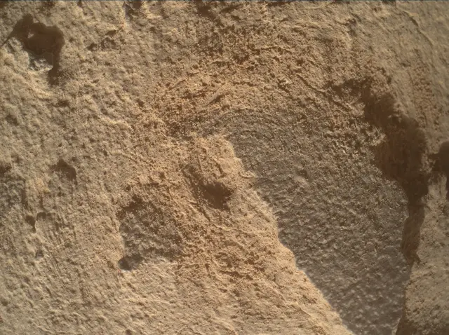 Sol 4393: Mars Hand Lens Imager (MAHLI)