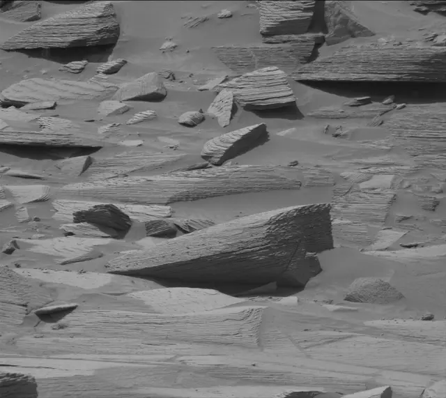 Sol 4394: Mast Camera (Mastcam)