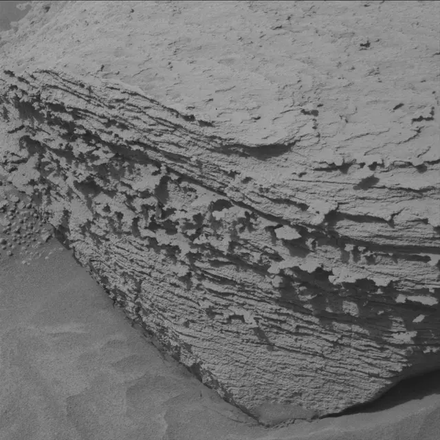 Sol 4394: Mast Camera (Mastcam)