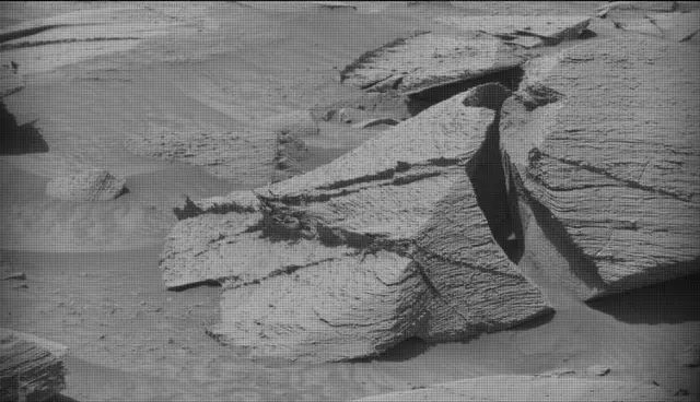Sol 4398: Mast Camera (Mastcam)