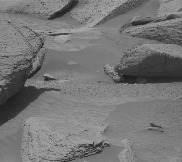 Sol 4398: Mast Camera (Mastcam)