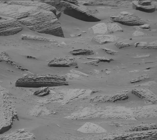 Sol 4398: Mast Camera (Mastcam)