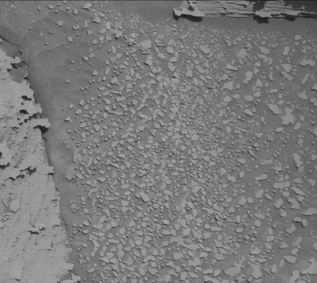 Sol 4398: Mast Camera (Mastcam)