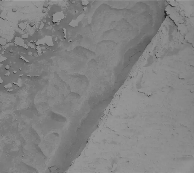 Sol 4398: Mast Camera (Mastcam)