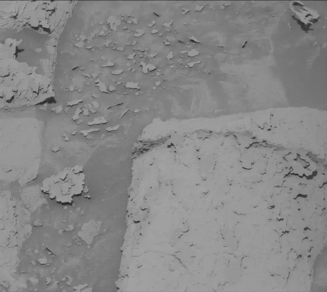 Sol 4398: Mast Camera (Mastcam)