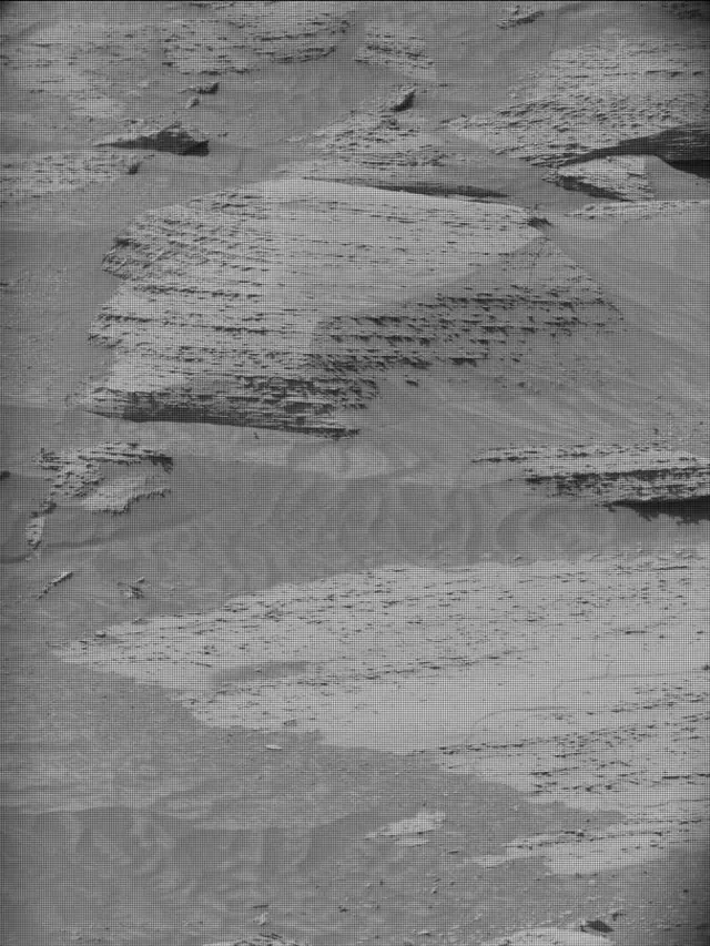 Sol 4400: Mast Camera (Mastcam)