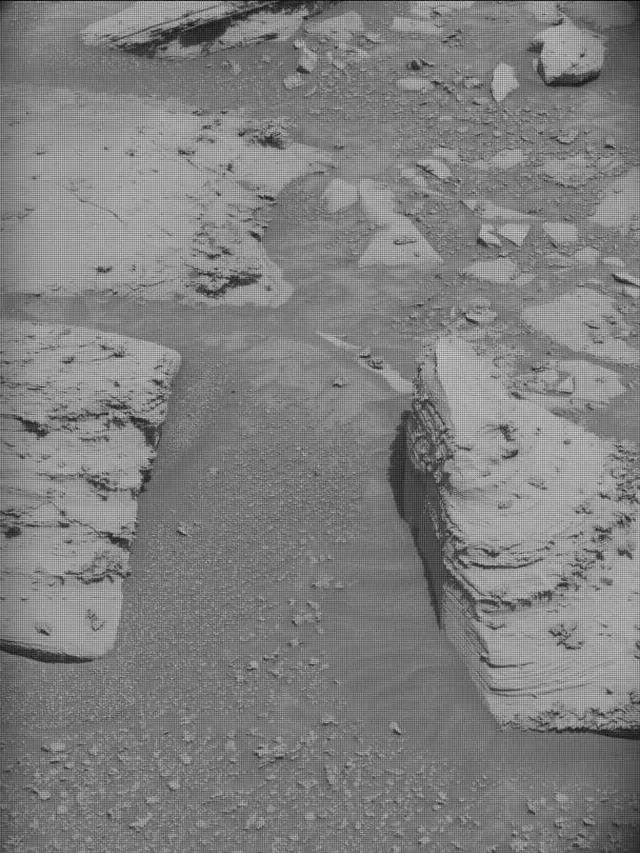 Sol 4400: Mast Camera (Mastcam)
