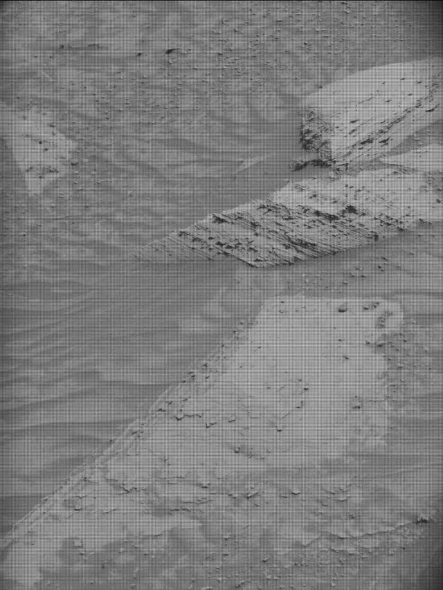 Sol 4400: Mast Camera (Mastcam)