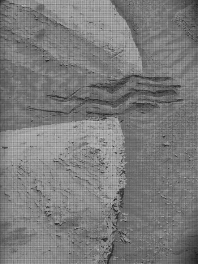 Sol 4400: Mast Camera (Mastcam)