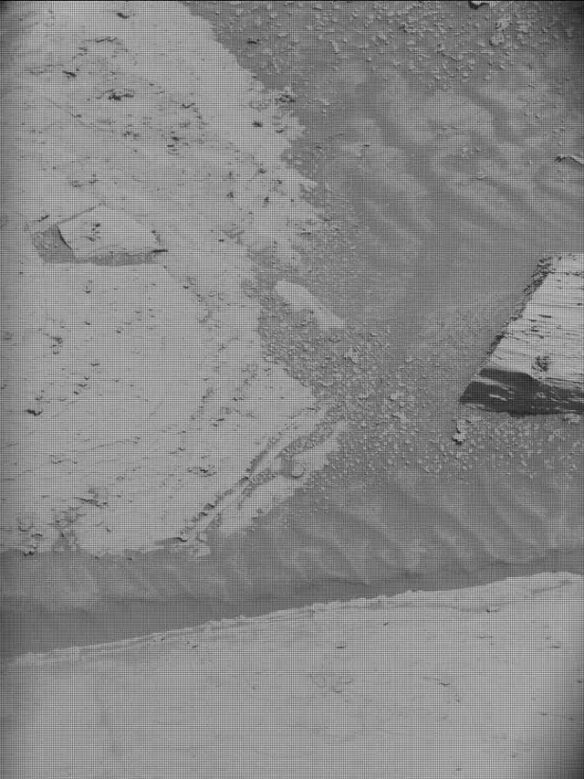 Sol 4400: Mast Camera (Mastcam)