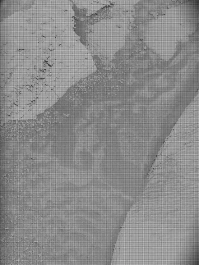 Sol 4400: Mast Camera (Mastcam)