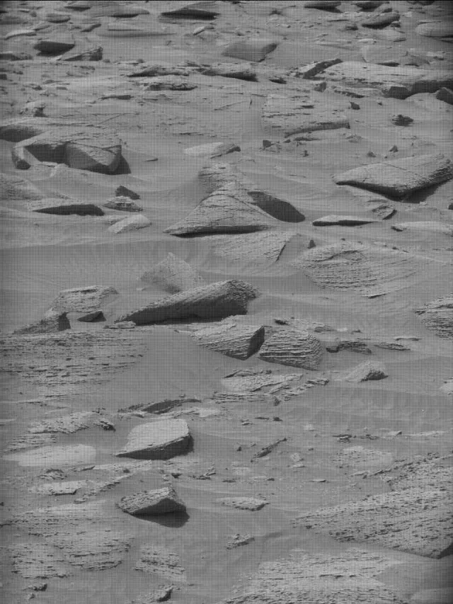 Sol 4401: Mast Camera (Mastcam)